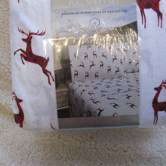Portuguese Flannel 4-piece Sheet Set, Red Reindeer, Full, NWT - Picture 2 of 5